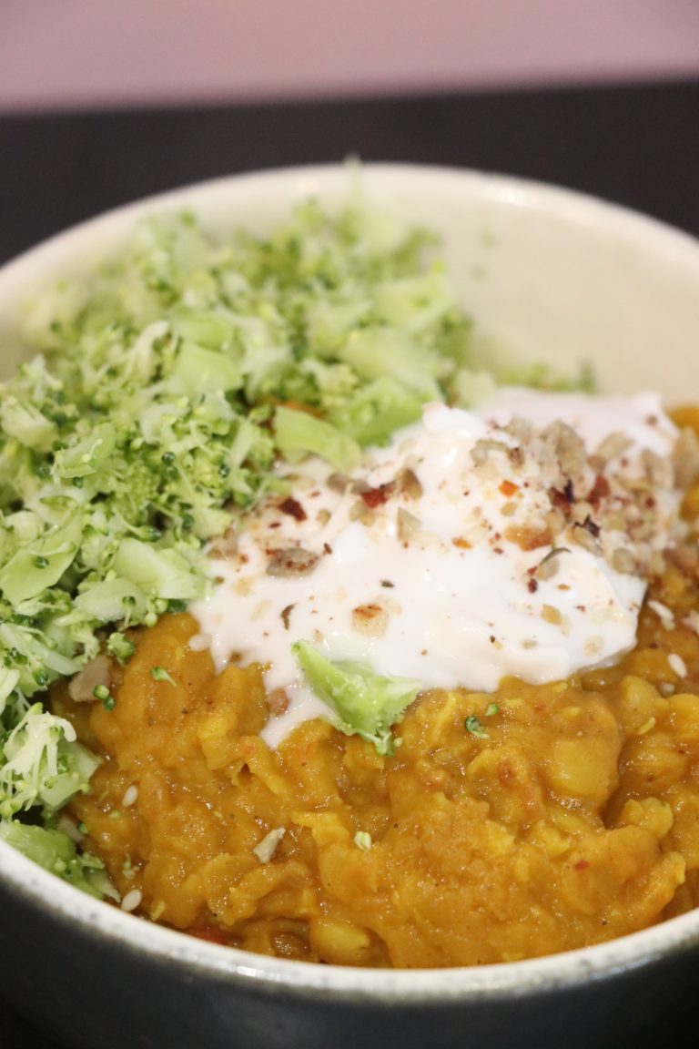 Plant Based Meals: Ginger Turmeric Red Lentil Dahl with Brown Rice & Greens